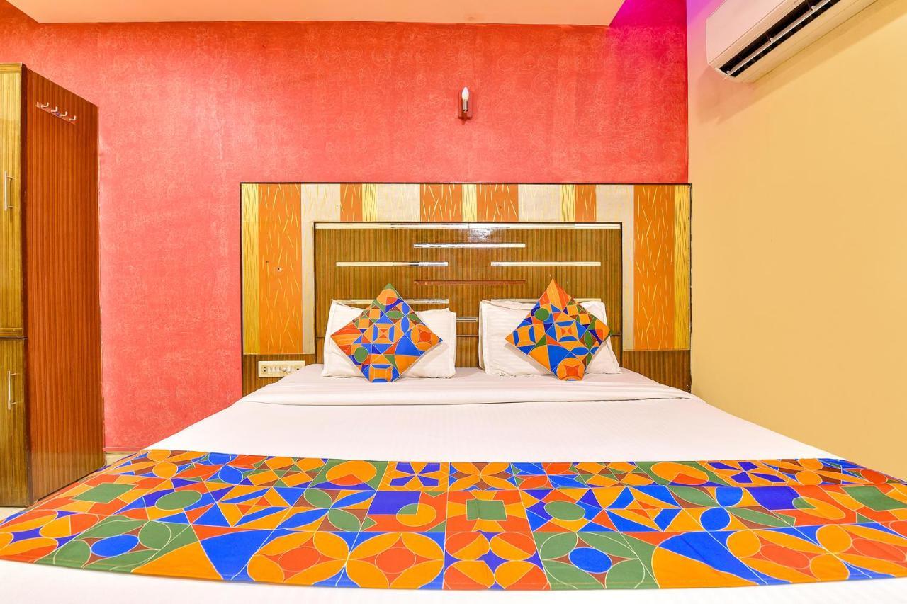 אחמדאבאד Fabhotel Kadamb Inn מראה חיצוני תמונה